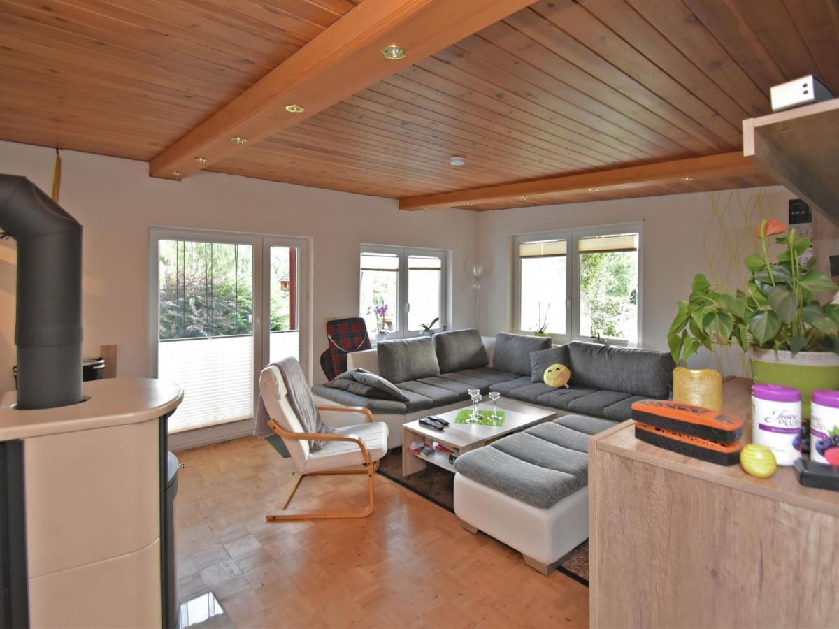 Cozy Holiday Home in Guntersberge with Garden Buitenkant foto