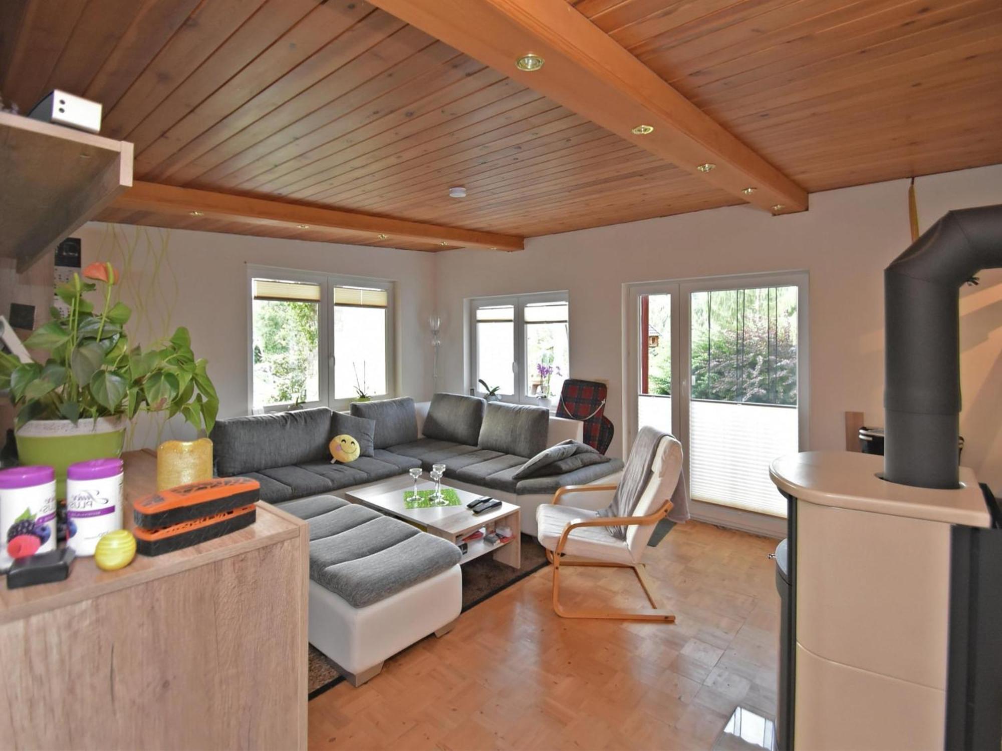 Cozy Holiday Home in Guntersberge with Garden Buitenkant foto
